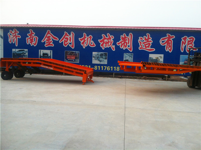 可（kě）拆卸移動式登車橋