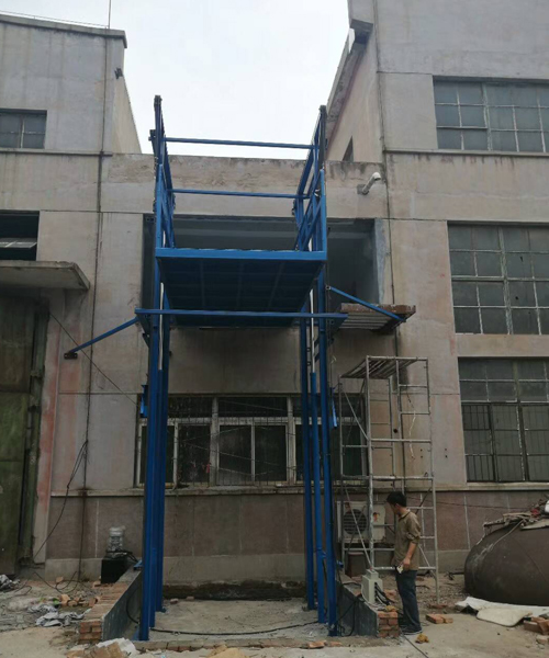 液壓升降貨梯
