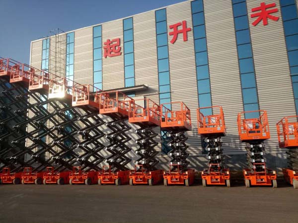 剪叉式（shì）液壓升降機