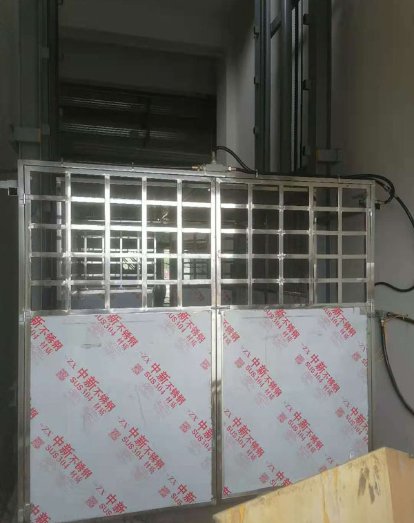 液（yè）壓升降貨梯（tī）