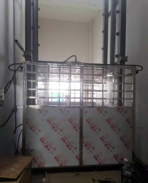 液壓升（shēng）降貨梯